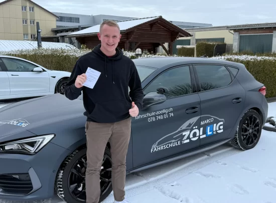 Erfolgreiche Autoprüfung mit der Fahrschule Bettwiesen