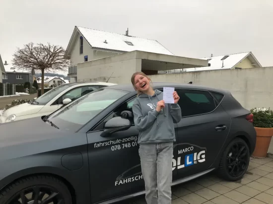 Bestandene Auto-Fahrprüfung Kategorie B in Kirchberg SG – Fahrschule Marco Zöllig